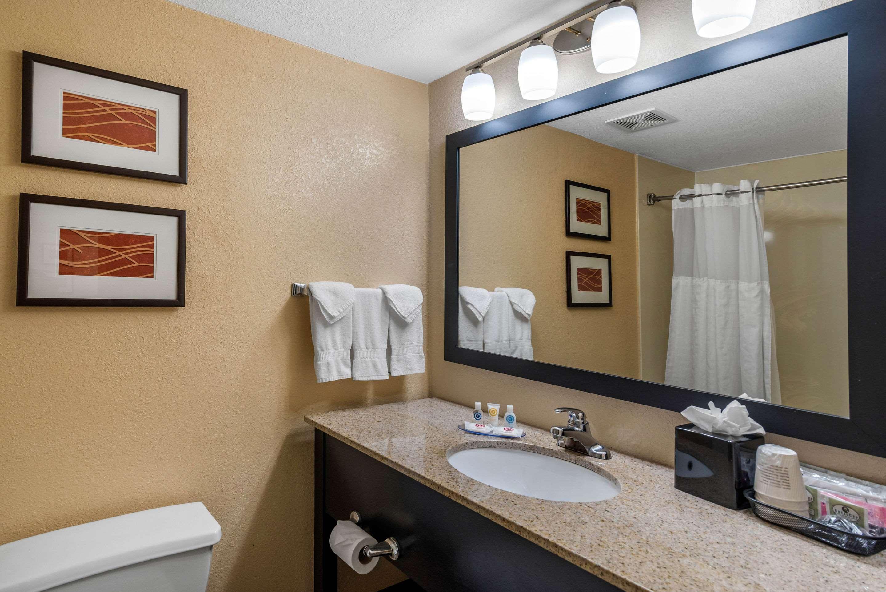 Comfort Inn & Suites Peachtree Corners Норкрос Екстер'єр фото