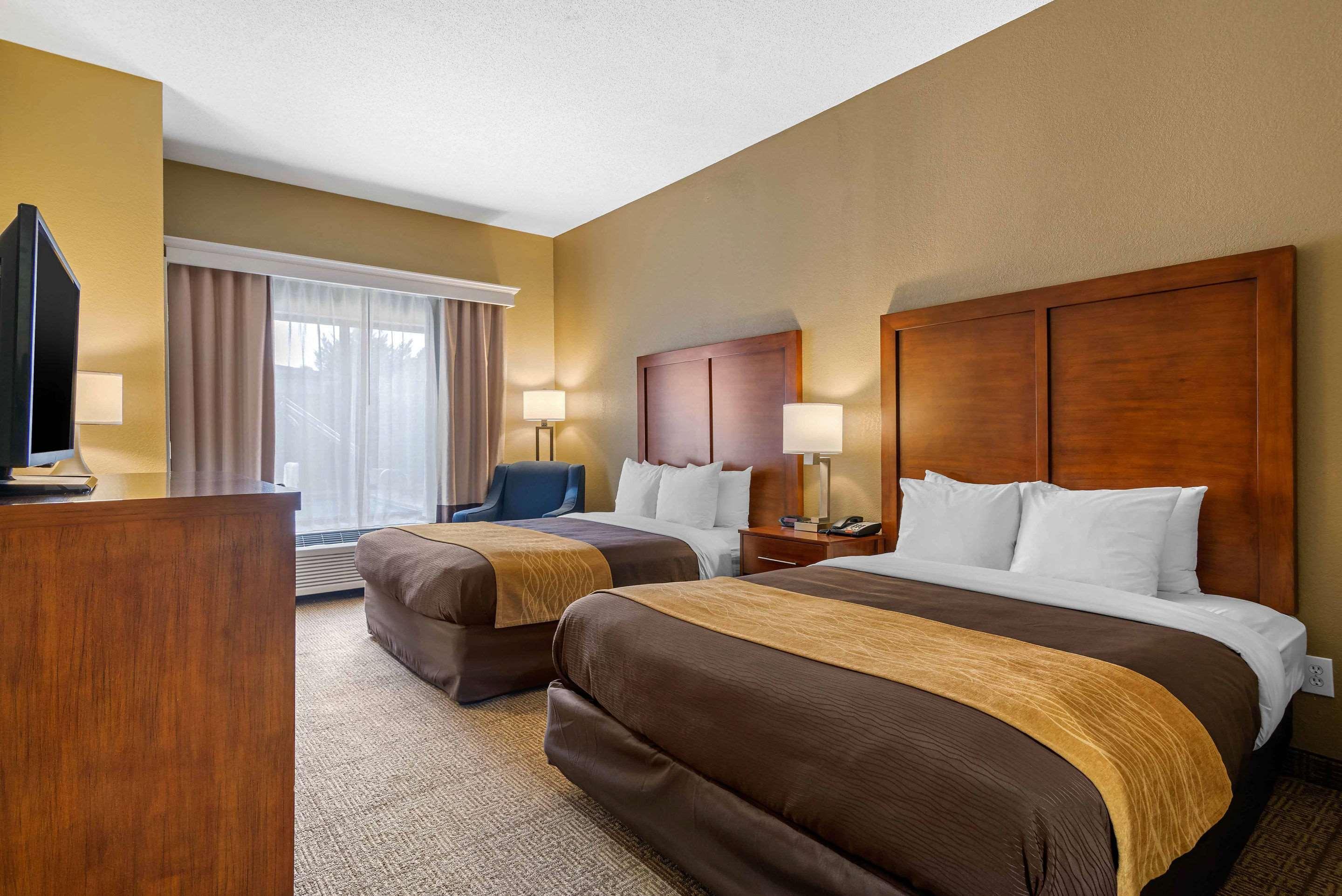 Comfort Inn & Suites Peachtree Corners Норкрос Екстер'єр фото