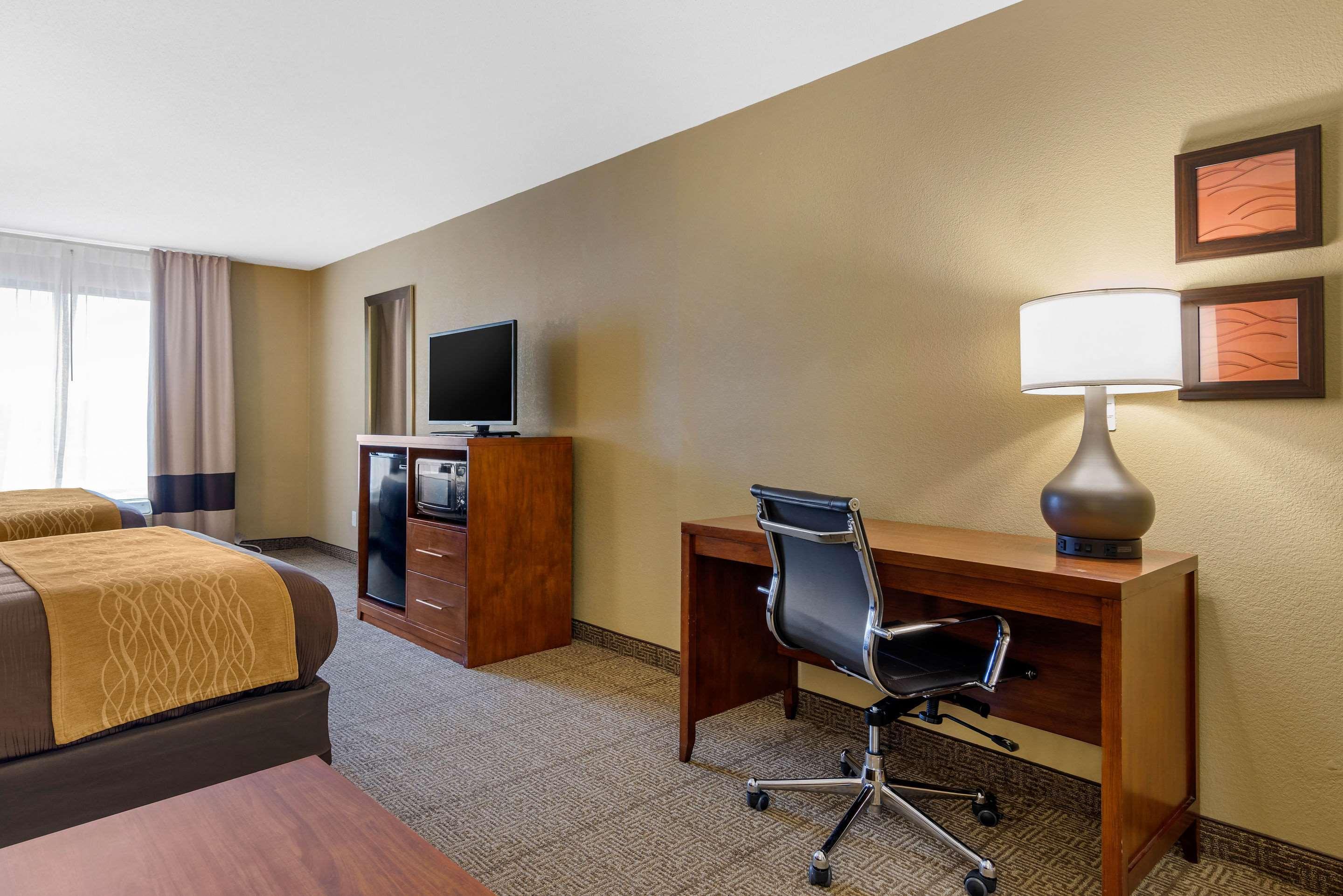Comfort Inn & Suites Peachtree Corners Норкрос Екстер'єр фото