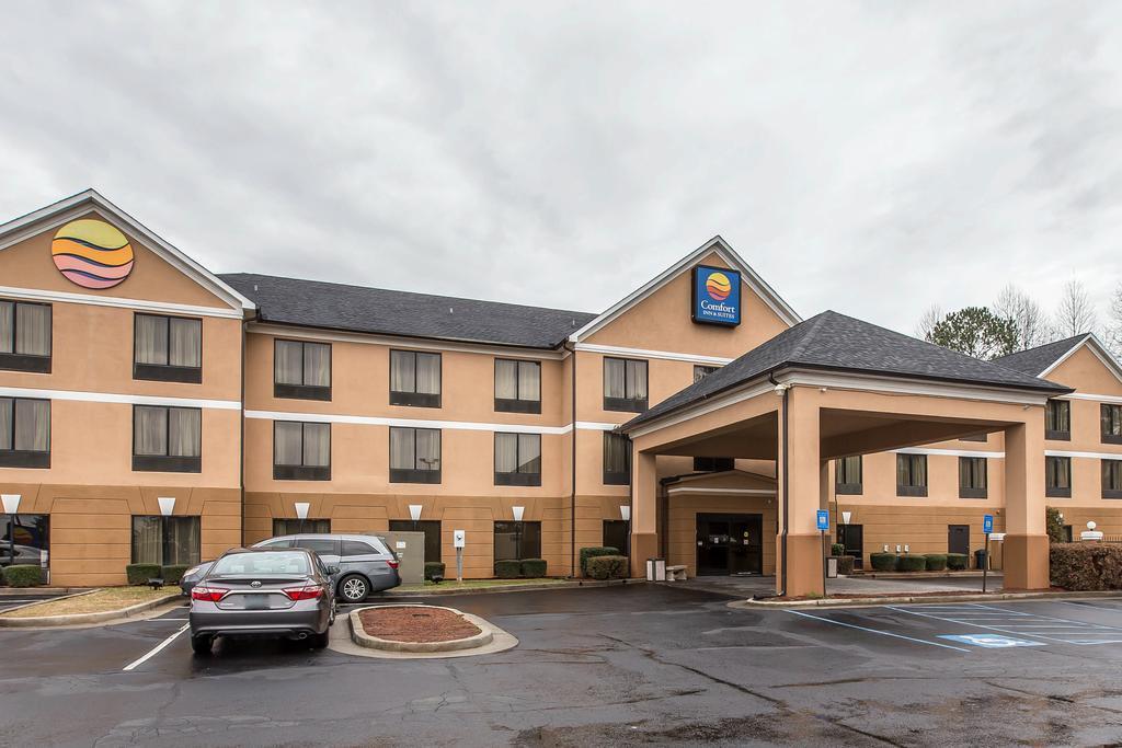 Comfort Inn & Suites Peachtree Corners Норкрос Екстер'єр фото