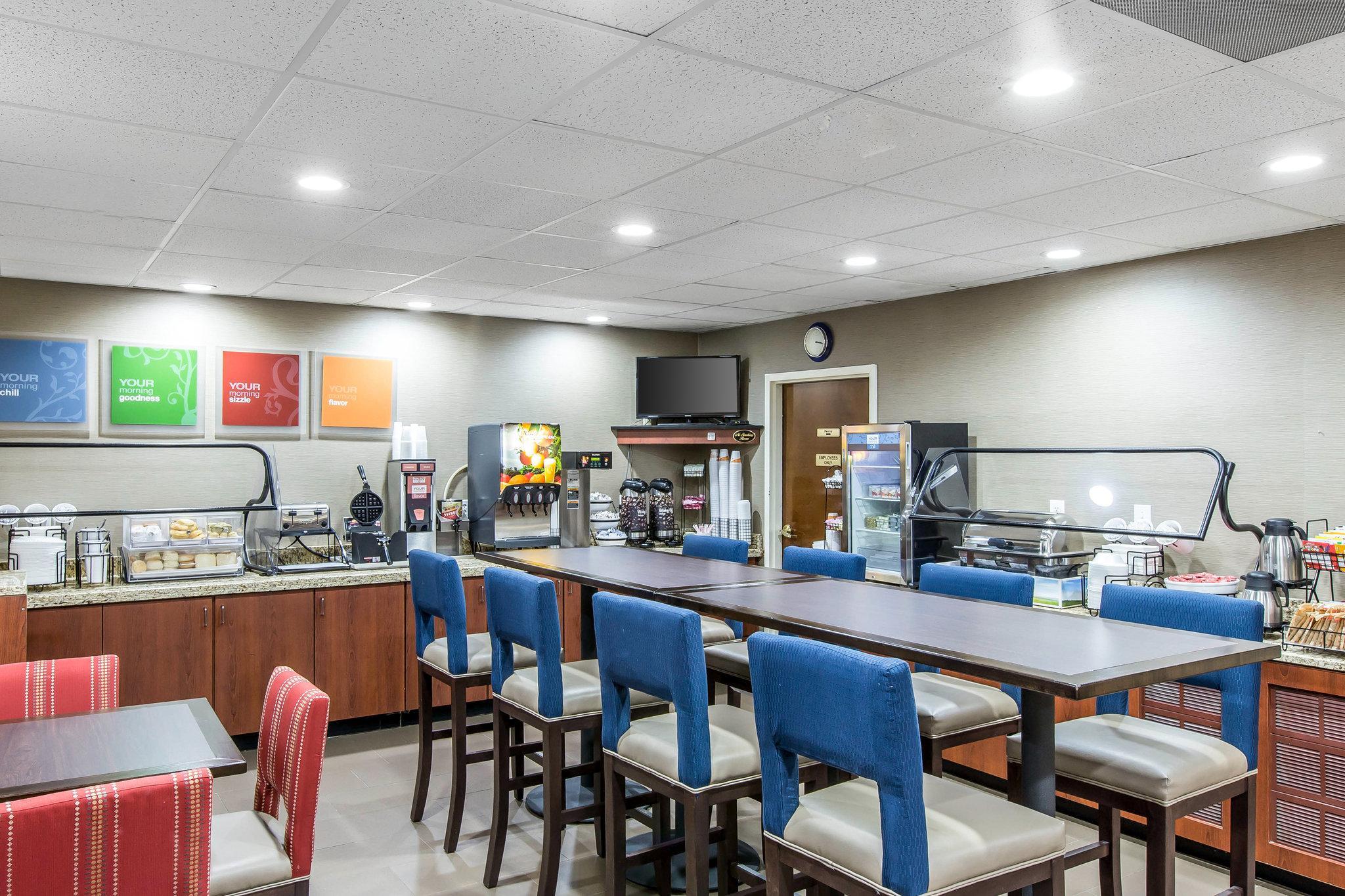Comfort Inn & Suites Peachtree Corners Норкрос Екстер'єр фото