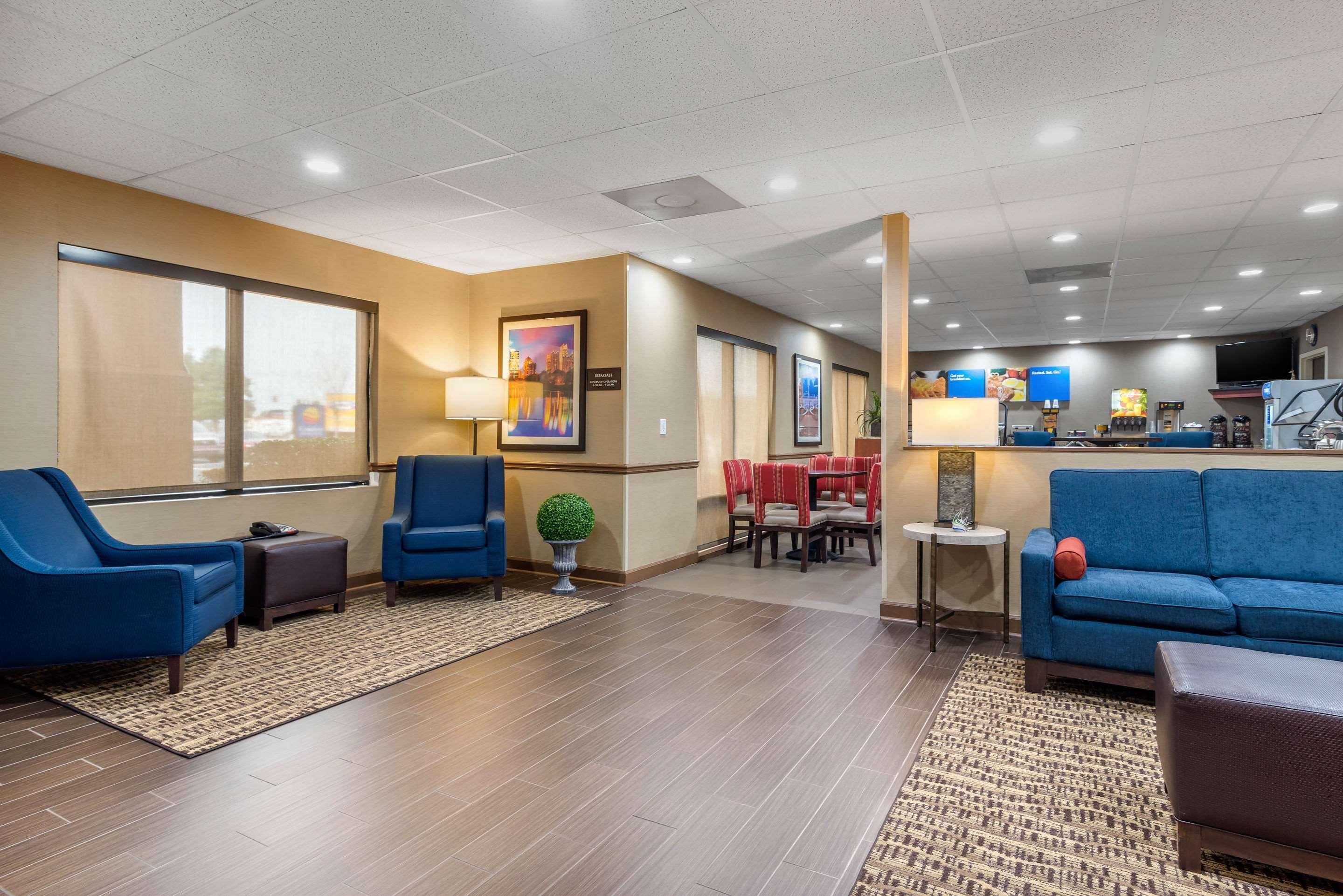 Comfort Inn & Suites Peachtree Corners Норкрос Екстер'єр фото