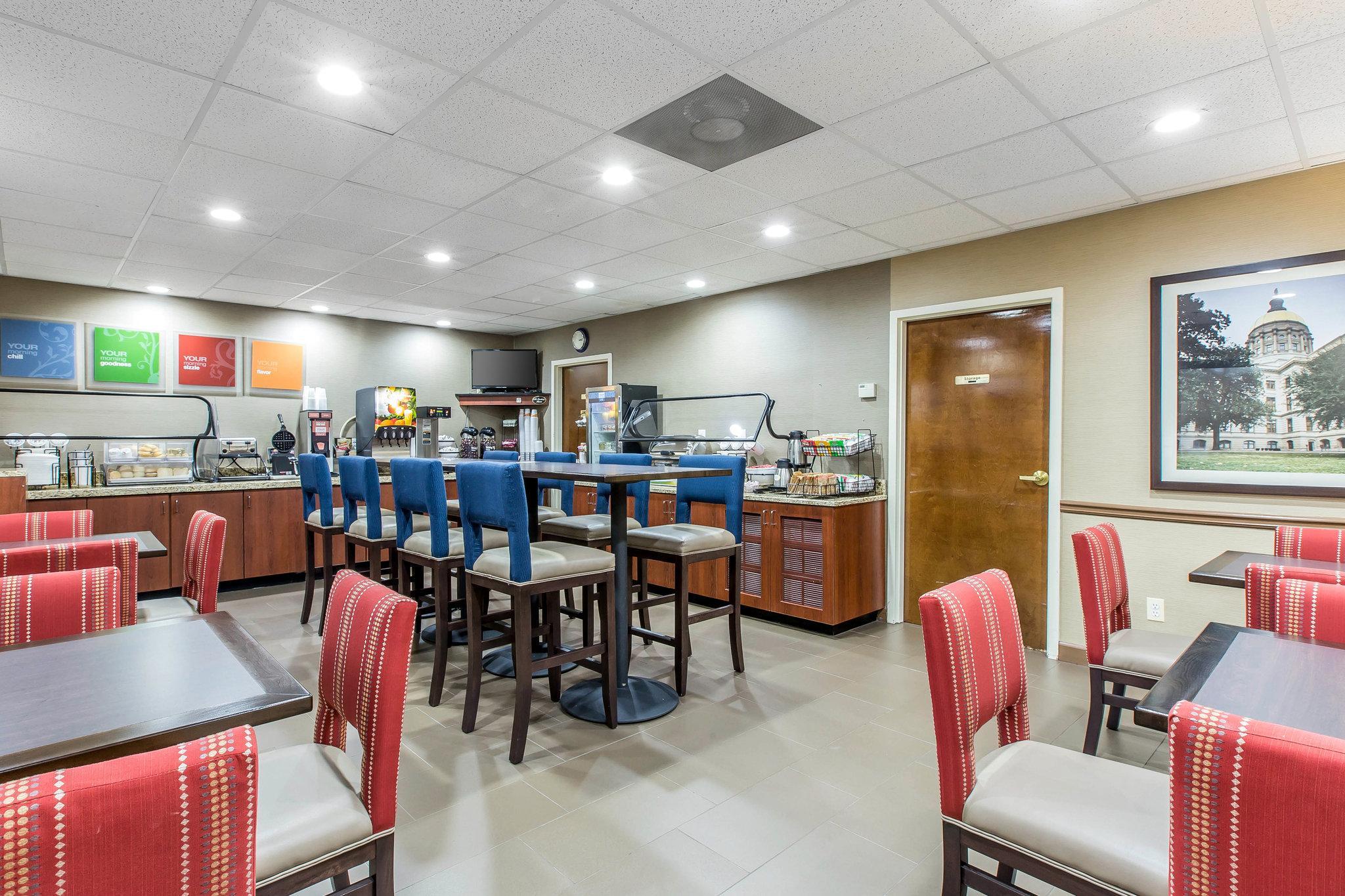 Comfort Inn & Suites Peachtree Corners Норкрос Екстер'єр фото