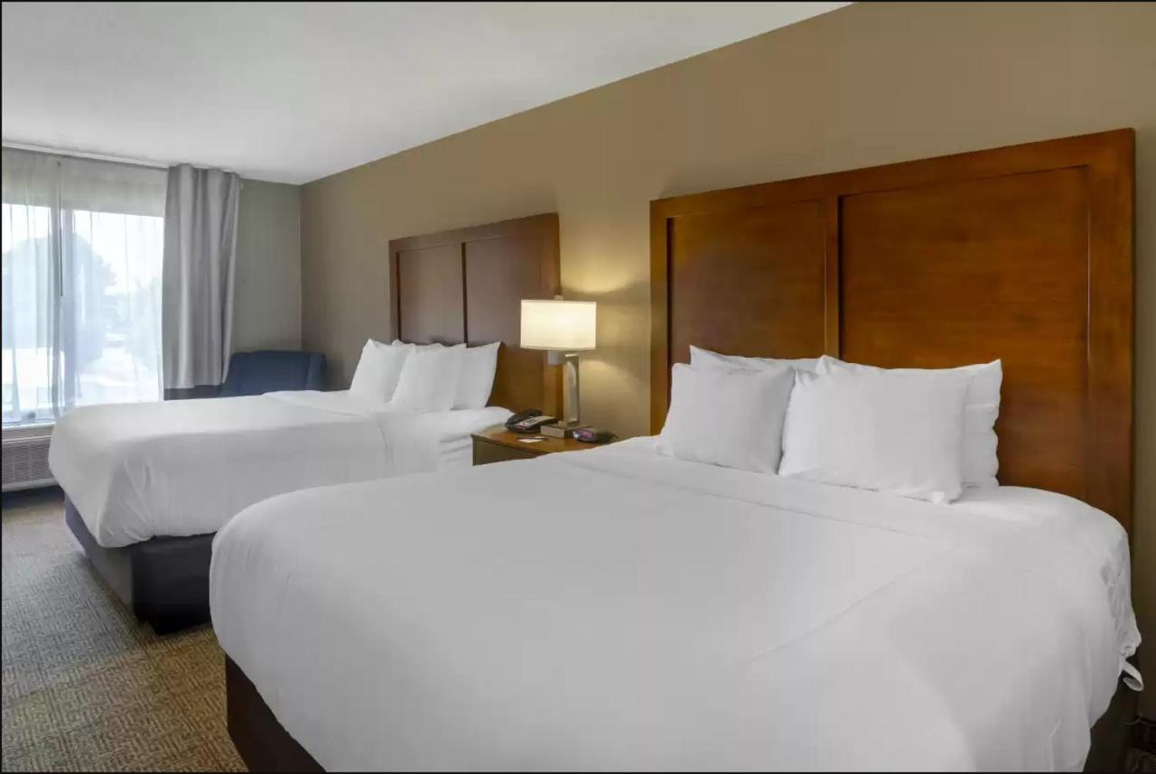 Comfort Inn & Suites Peachtree Corners Норкрос Екстер'єр фото