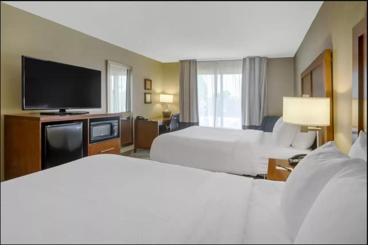 Comfort Inn & Suites Peachtree Corners Норкрос Екстер'єр фото