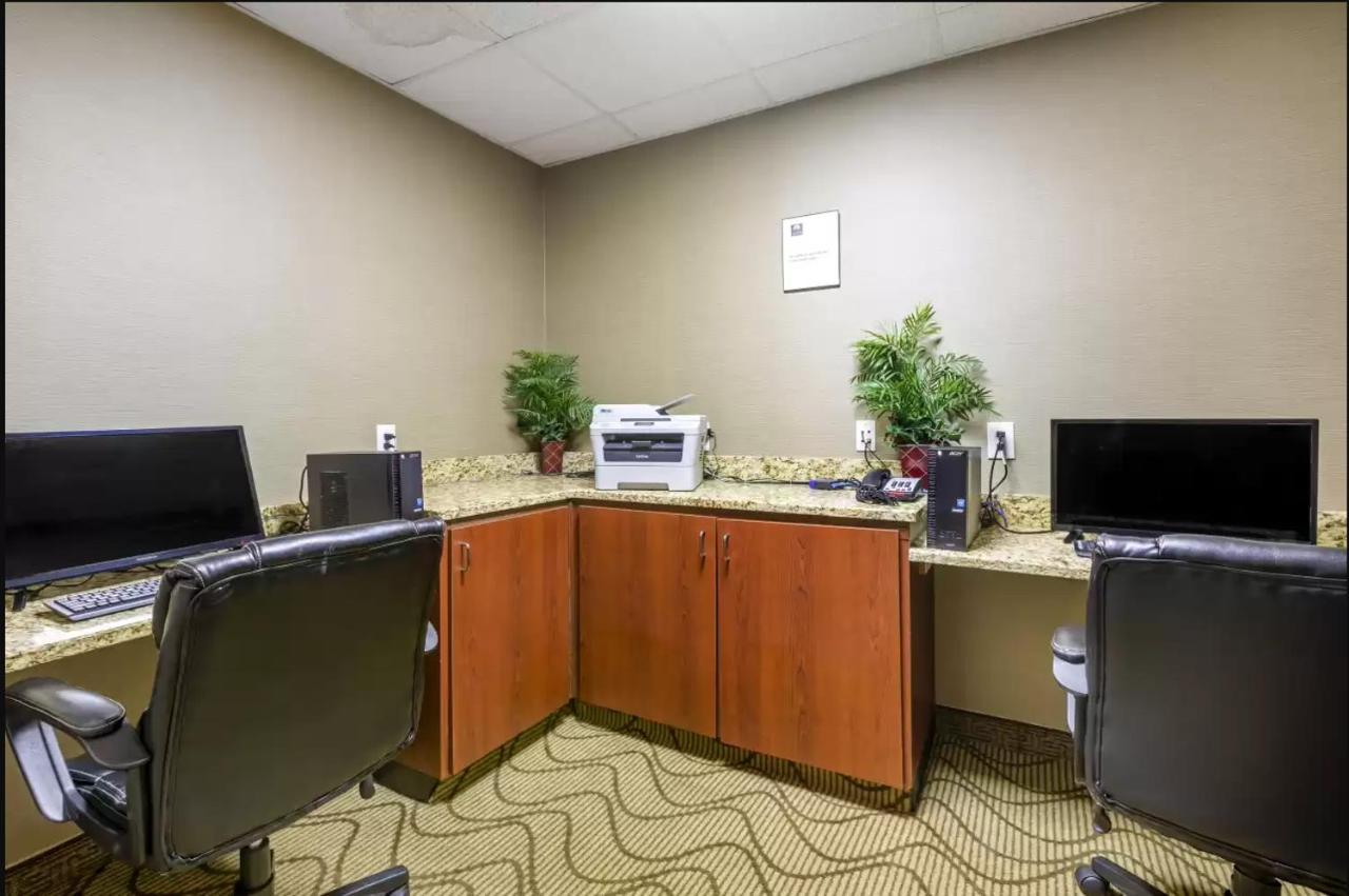 Comfort Inn & Suites Peachtree Corners Норкрос Екстер'єр фото